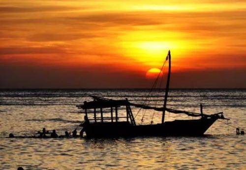 beat365-超2500亿解禁将至：两大芯片迎重大考验 十倍牛股赫然在列(图2)